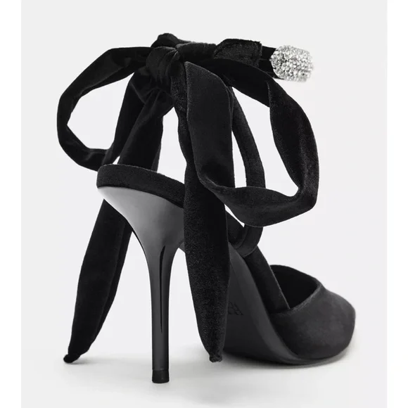 SPARKLY SLINGBACK HEELS